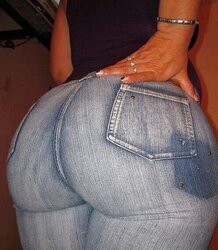 Now thats an BOOTY!!