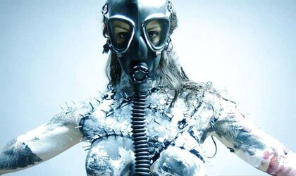 Gasmask fetish
