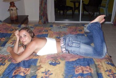 Coralie jeune mariee