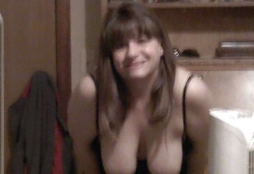 Fresh pics of my 40yr old chubby wifey