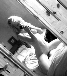 Mirror Selfshot Hotties