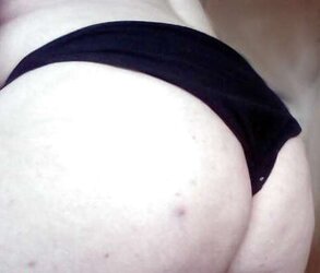 ME - YoungHairyIrishPussy
