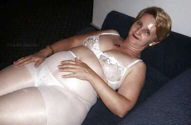 Mature pear gag plumper