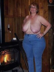 Mature pear gag plumper