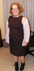 Trampy secretary in torn pantyhose