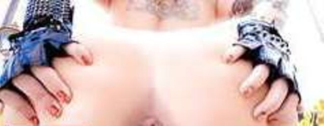 GAPE ! GAPE ! GAPE !