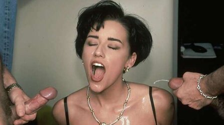 Carol rouge