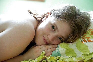 MARLOES MY STEAMING CHUBBY REDHEAD GF ON HER SOFA