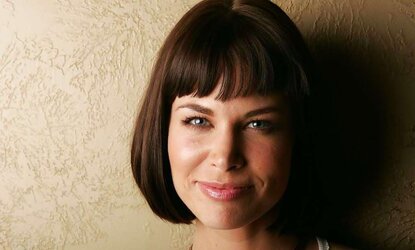 Brooke Burns (HQ)