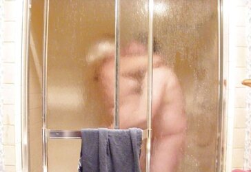 Shower with a acquaintance