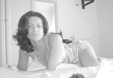 Pretty Italian Mummy Chiara