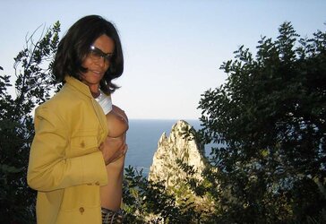 Pretty Italian Mummy Chiara