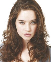 Anna Popplewell