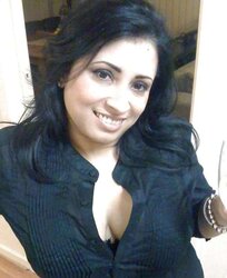NRI MUMMY aunty (Geeta kapoor