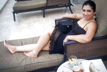 NRI MUMMY aunty (Geeta kapoor