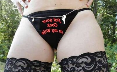 Cuckold outfit for the hotwife