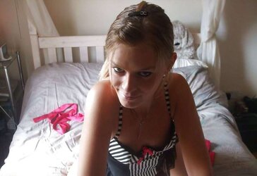 RED-HOT FLEDGLING TEENAGER