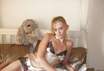 RED-HOT FLEDGLING TEENAGER