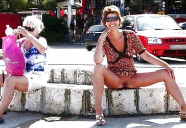 Weit und offen in Public