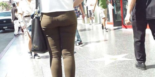 Spanish teenager elastic bum