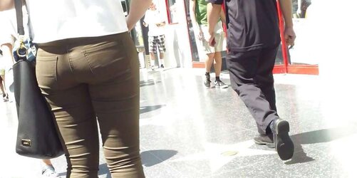 Spanish teenager elastic bum