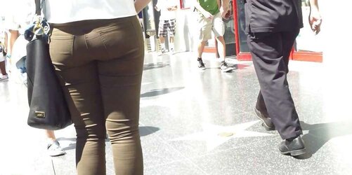 Spanish teenager elastic bum