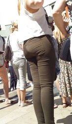 Spanish teenager elastic bum