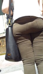 Spanish teenager elastic bum