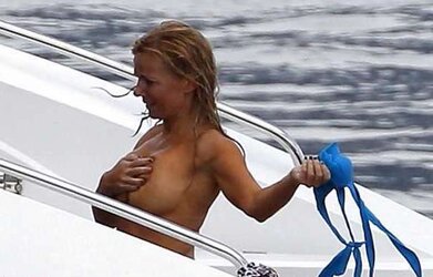 Geri halliwell still the most doable Spice Woman .