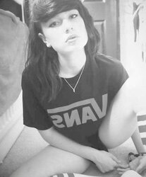Juicy Teenager photos