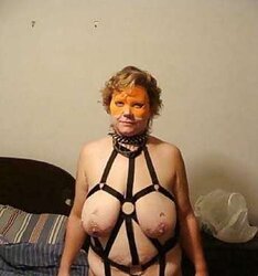 Mature SexSlave