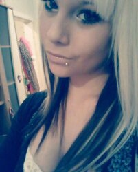 Blone Teenager Whore (super-hot melons and gams)