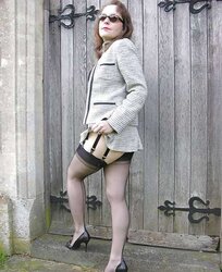 Hotlegs-woman stephanie