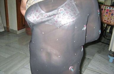 DESI AUNTY- SAREE SANS FACE
