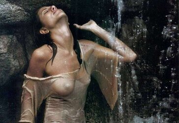 Jennifer Aniston Observe-Thru