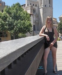 Desnudas en publico.