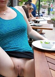 Desnudas en publico.