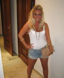 Facebook cocksluts- Emily louise