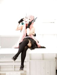 Japanese Cosplay Sweeties-Saku (Vocaloid) (two)