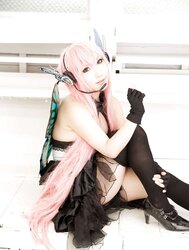 Japanese Cosplay Sweeties-Saku (Vocaloid) (two)