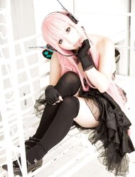 Japanese Cosplay Sweeties-Saku (Vocaloid) (two)