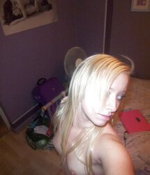 BLONDIE, BEAUTIFUL AND KINKY