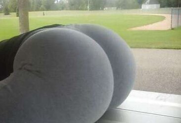 Ginormous bum, meaty ass, large donk