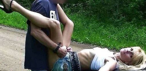 Mature petite town bi-atch