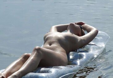 REAL NUDISTS - STEAMING BEVY