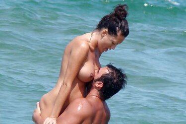 REAL NUDISTS - STEAMING BEVY
