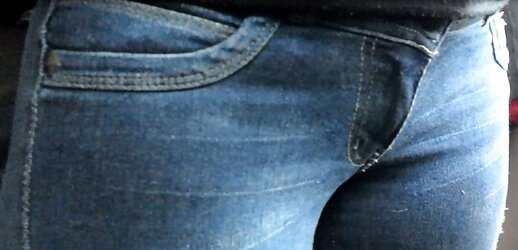 Argentinas spied on the street .. donk, fun bags cameltoe