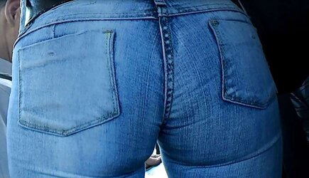 Argentinas spied on the street .. donk, fun bags cameltoe