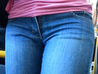 Argentinas spied on the street .. donk, fun bags cameltoe