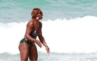 Serena Williams bathing suit candids with mates in Miami